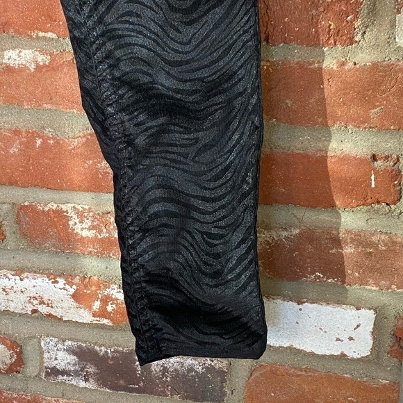 Ted Baker London Debra Zebra Skinny Jeans in Velvet Black NWT Size 27 - Picture 5 of 13